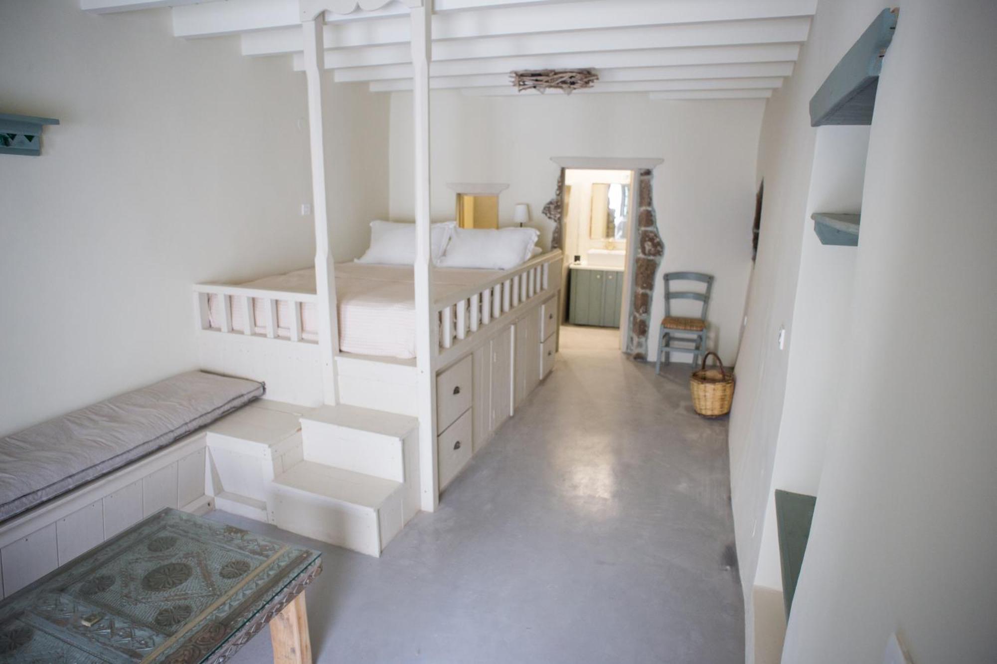 Pyrgos Stone House Villa Emporeiós Eksteriør billede