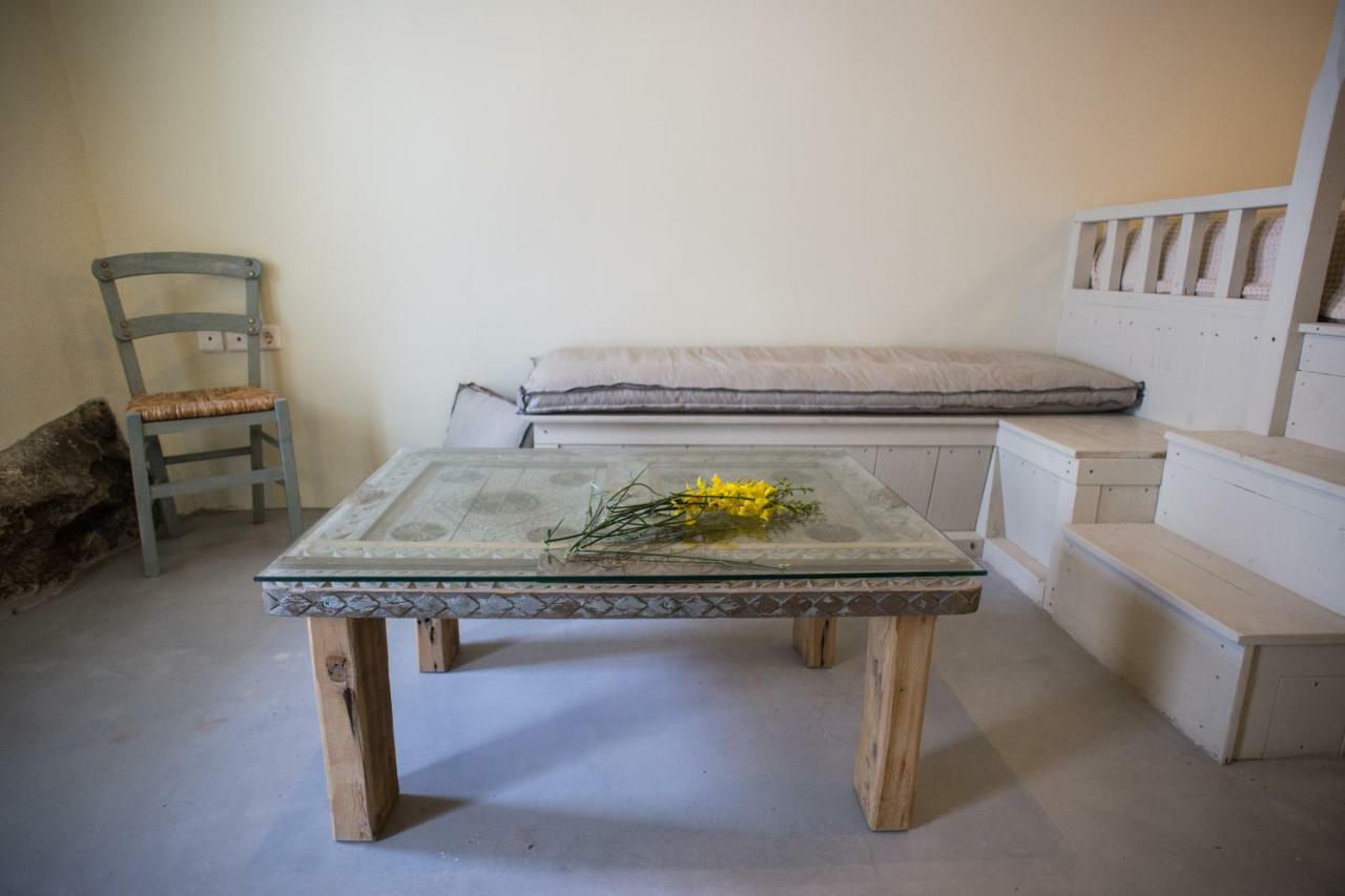 Pyrgos Stone House Villa Emporeiós Eksteriør billede